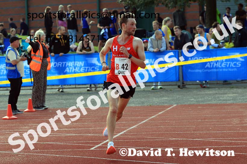Mens 6 Stage Relay, 2024 Northern Mens 6 and Womens 4 and Youngsters Relays, Stanley Park, Blackpool.  Photo: David T. Hewitson/Sports for All Pics